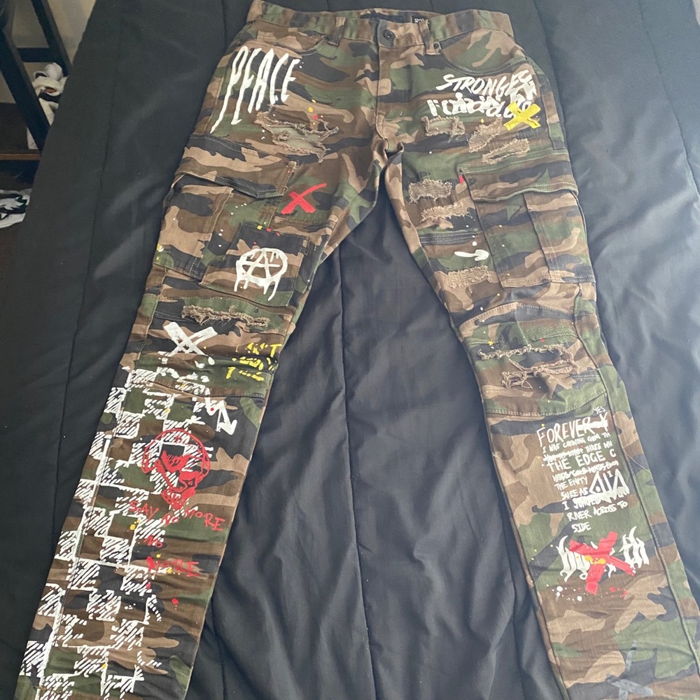 Camo jeans! - Picture 1 of 4